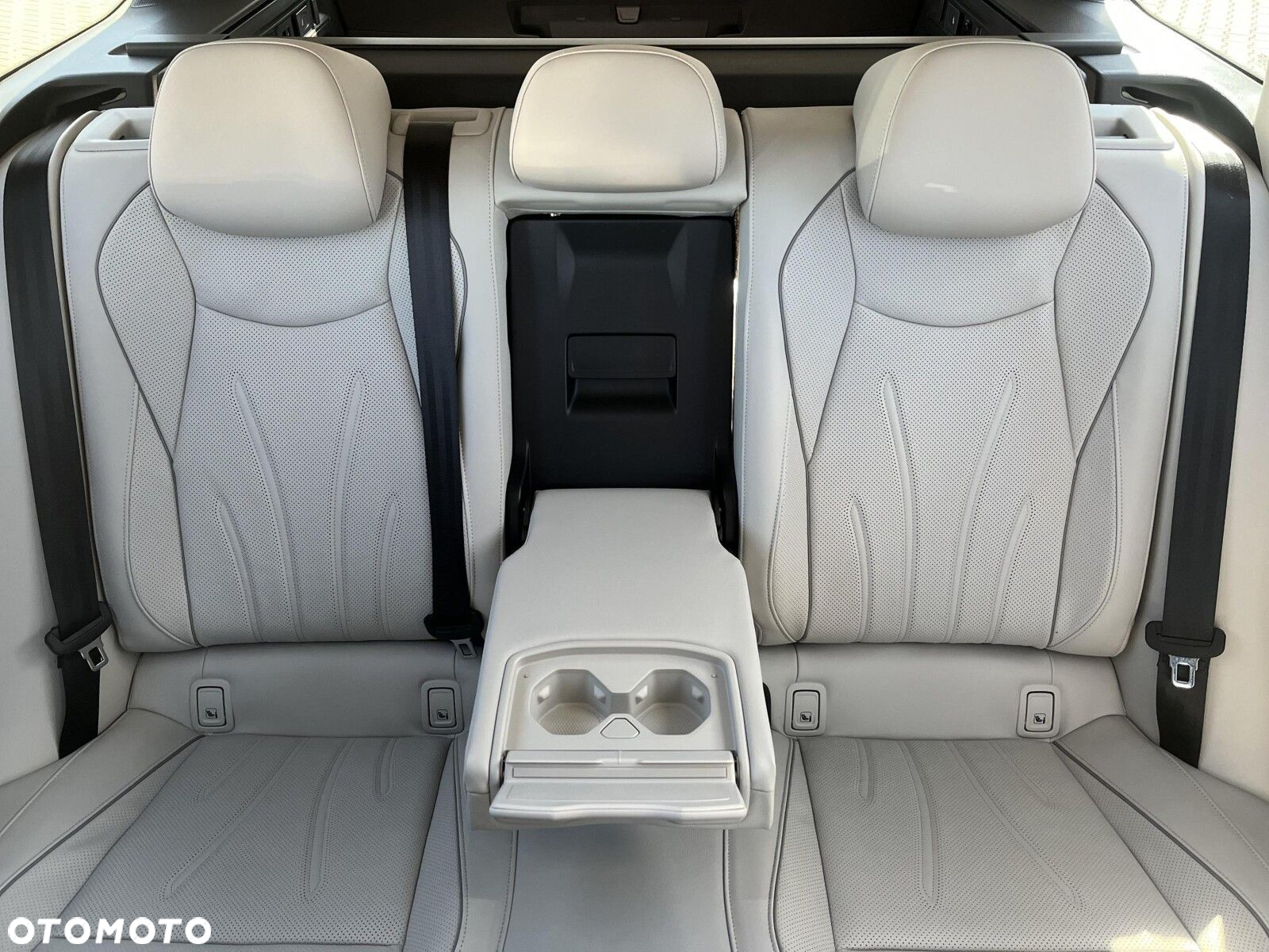 Volkswagen Passat 2.0 TDI SCR Elegance DSG - 39