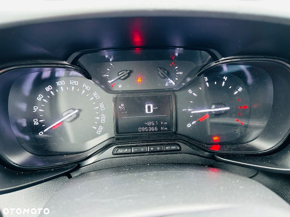 Toyota Proace City 1.5 D-4D  2,3t Active - 26