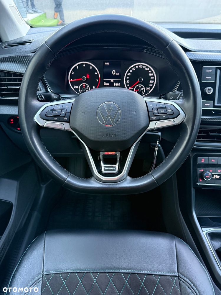 Volkswagen T-Cross - 25