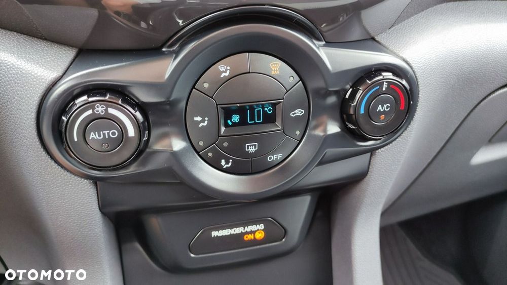 Ford EcoSport - 37