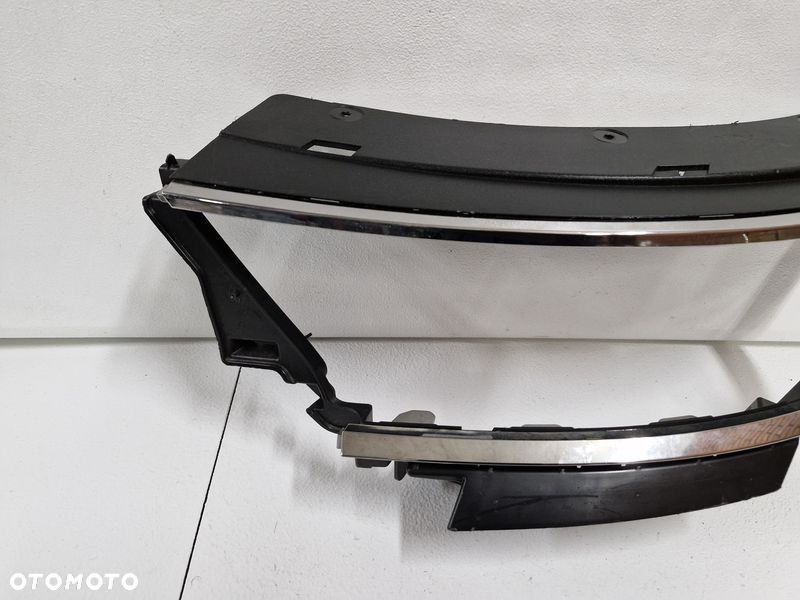 opel mokka b ii 2 ramka kratka osłona lampy lewy przód 9835213980 chrom - 4