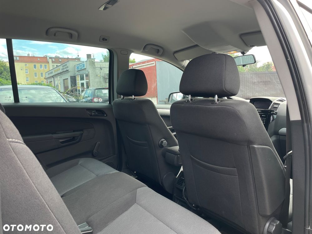 Opel Zafira 1.9 CDTI Edition 111 Jahre - 28