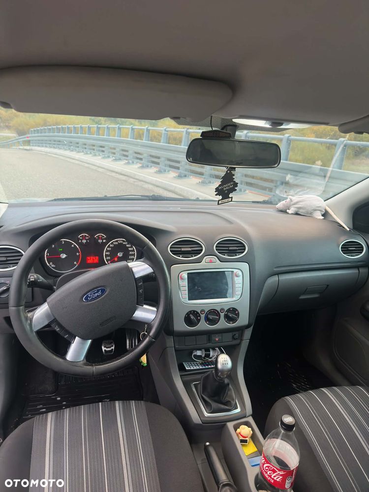 Ford Focus - 12
