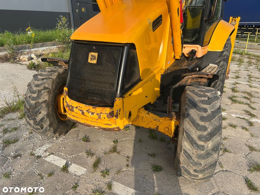 JCB 3CX - 8