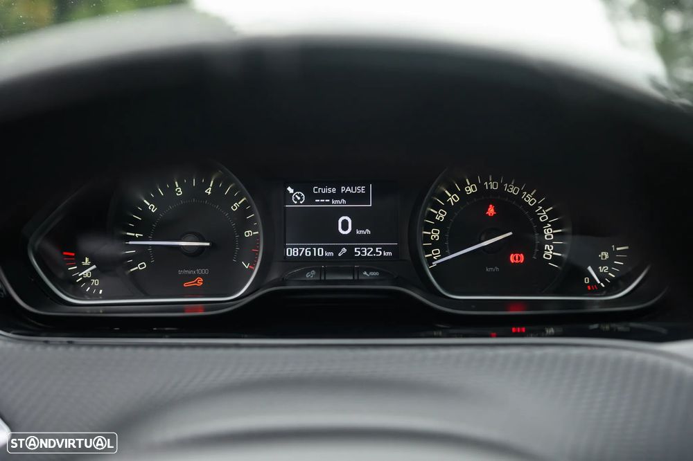 Peugeot 208 1.2 PureTech GT Line - 22