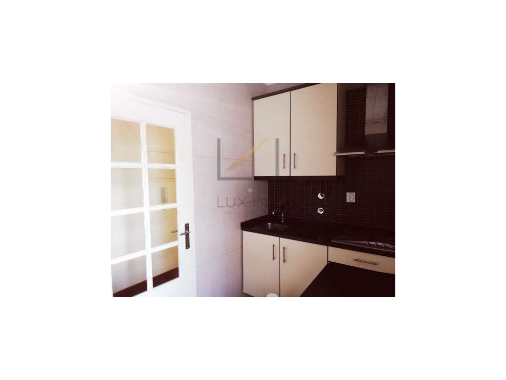 T1 à Venda - Último Andar com Terraços e Vistas Incríveis
Viva no ... - Grande imagem: 3/33