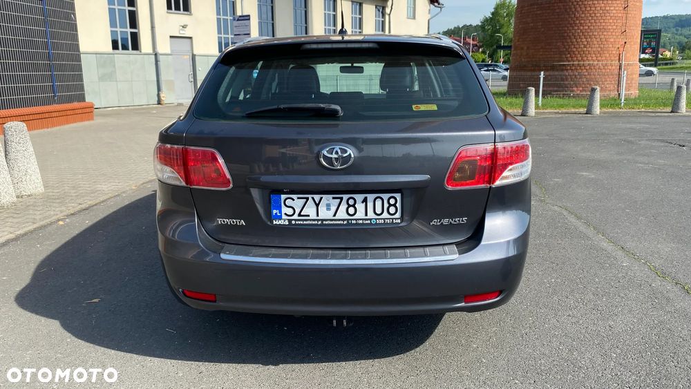 Toyota Avensis 1.8 Edition - 17