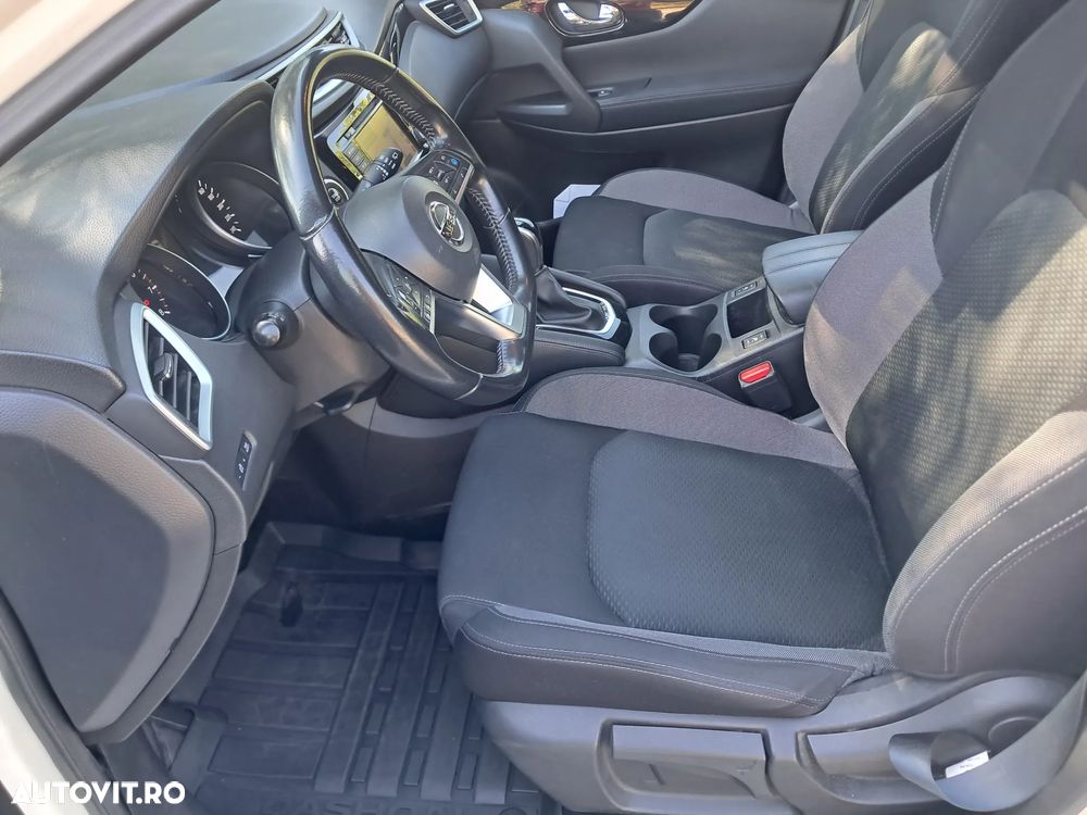 Nissan Qashqai 1.3 157CP 2WD DCT N-Connecta - 23
