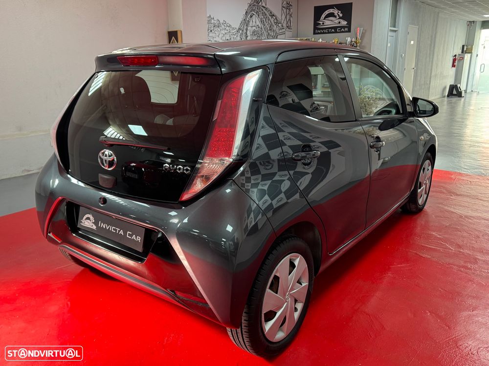 Toyota Aygo 1.0 X-Play+AC+X-Touch - 7