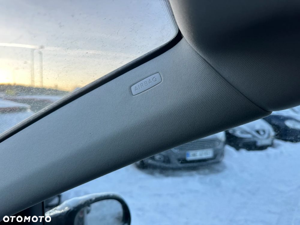 Volkswagen Sharan 2.0 TDI Blue Motion Style - 24