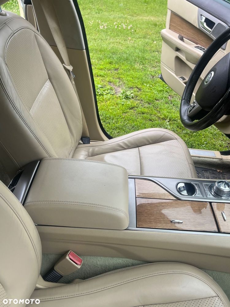 Jaguar XF 3.0 V6 D S Portfolio - 6
