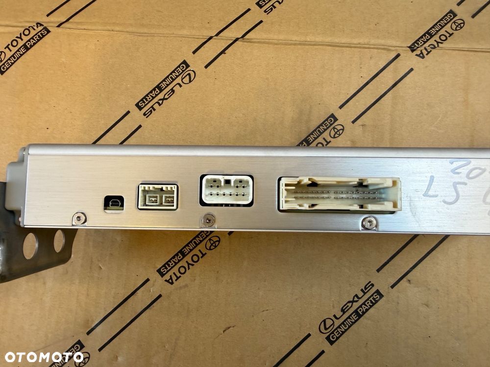 Wzmacniacz Mark Levinson Lexus LS460/ LS600h 12-17r. NR. 86280- 0WA90. Przebieg 40 tys km. - 3