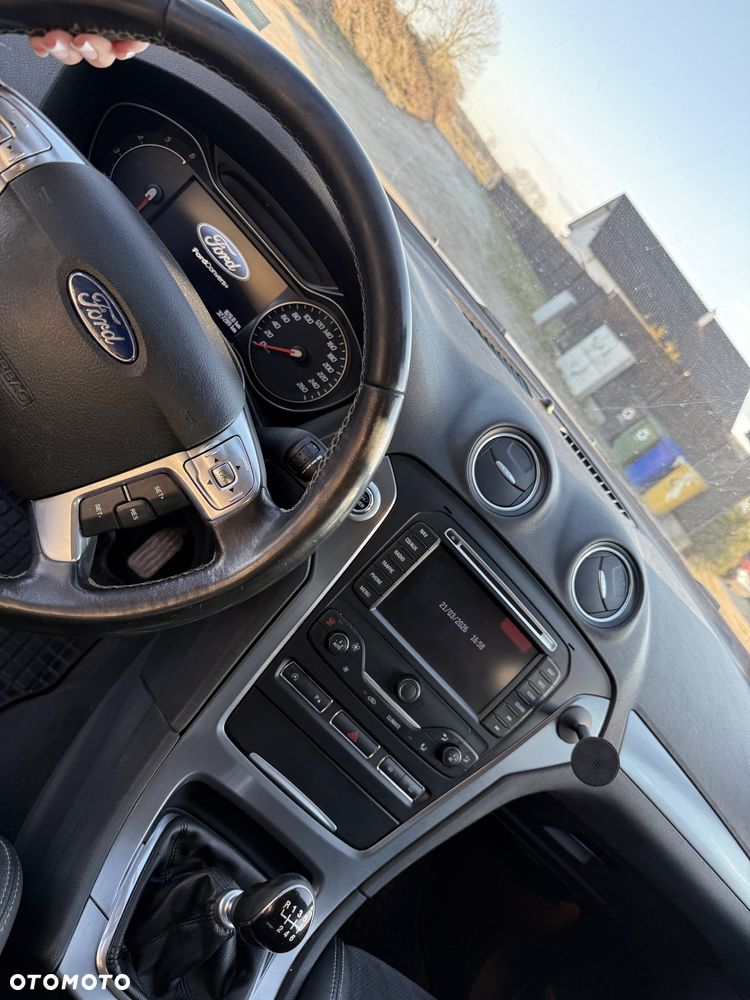 Ford Mondeo 1.6 TDCi Start-Stopp Titanium - 4