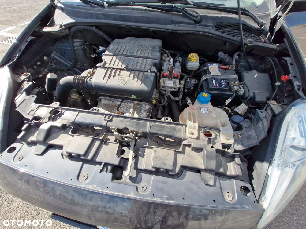 Fiat Grande Punto - 10