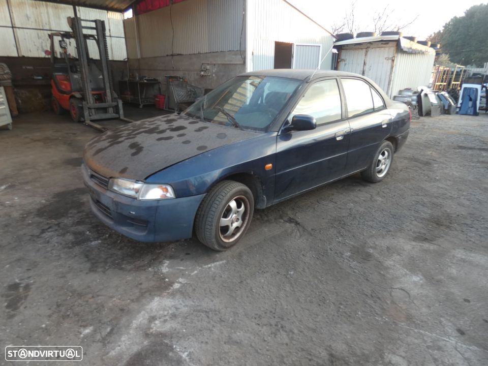 Mitsubishi Lancer de 1998 para peças - 1