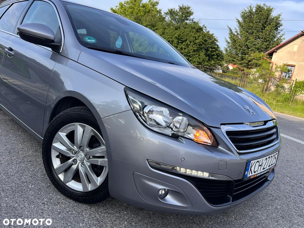 Peugeot 308 SW 1.6 BlueHDi Allure S&S - 11