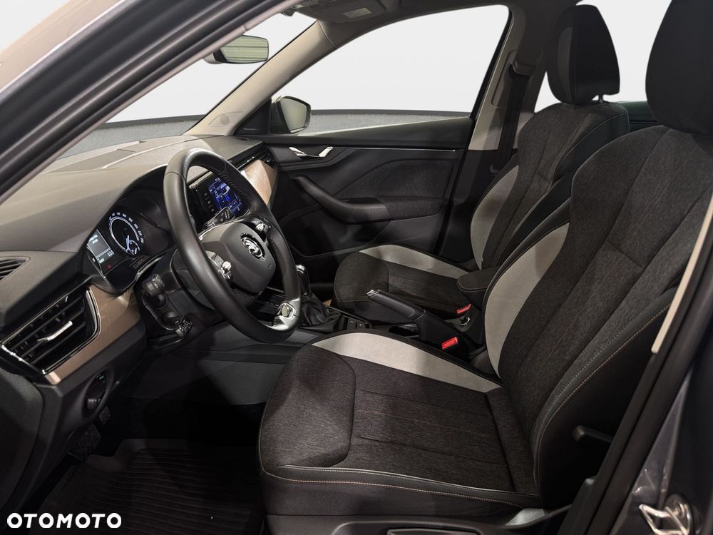 Skoda Kamiq 1.0 TSI Style DSG - 28