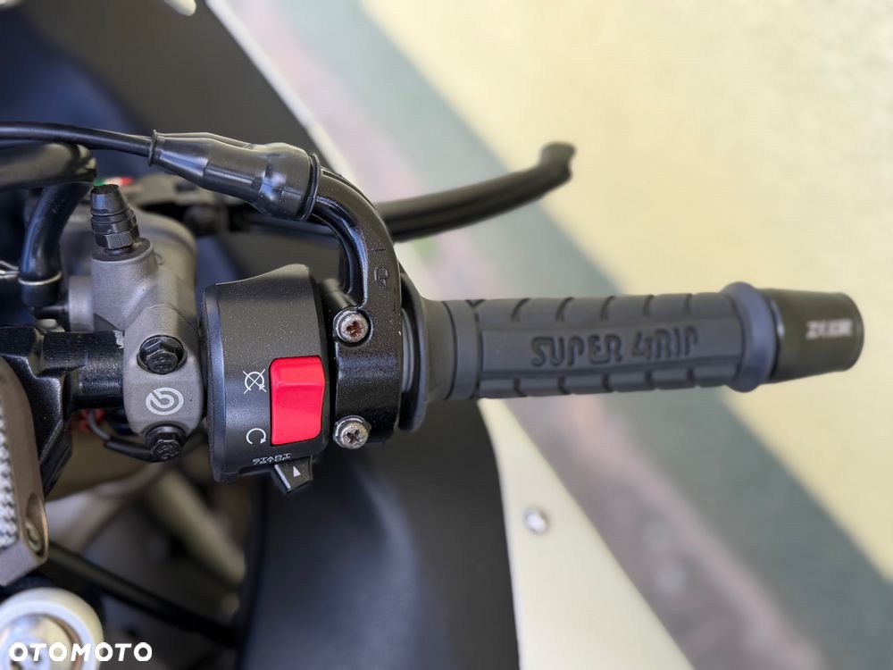 Kawasaki ZX - 35