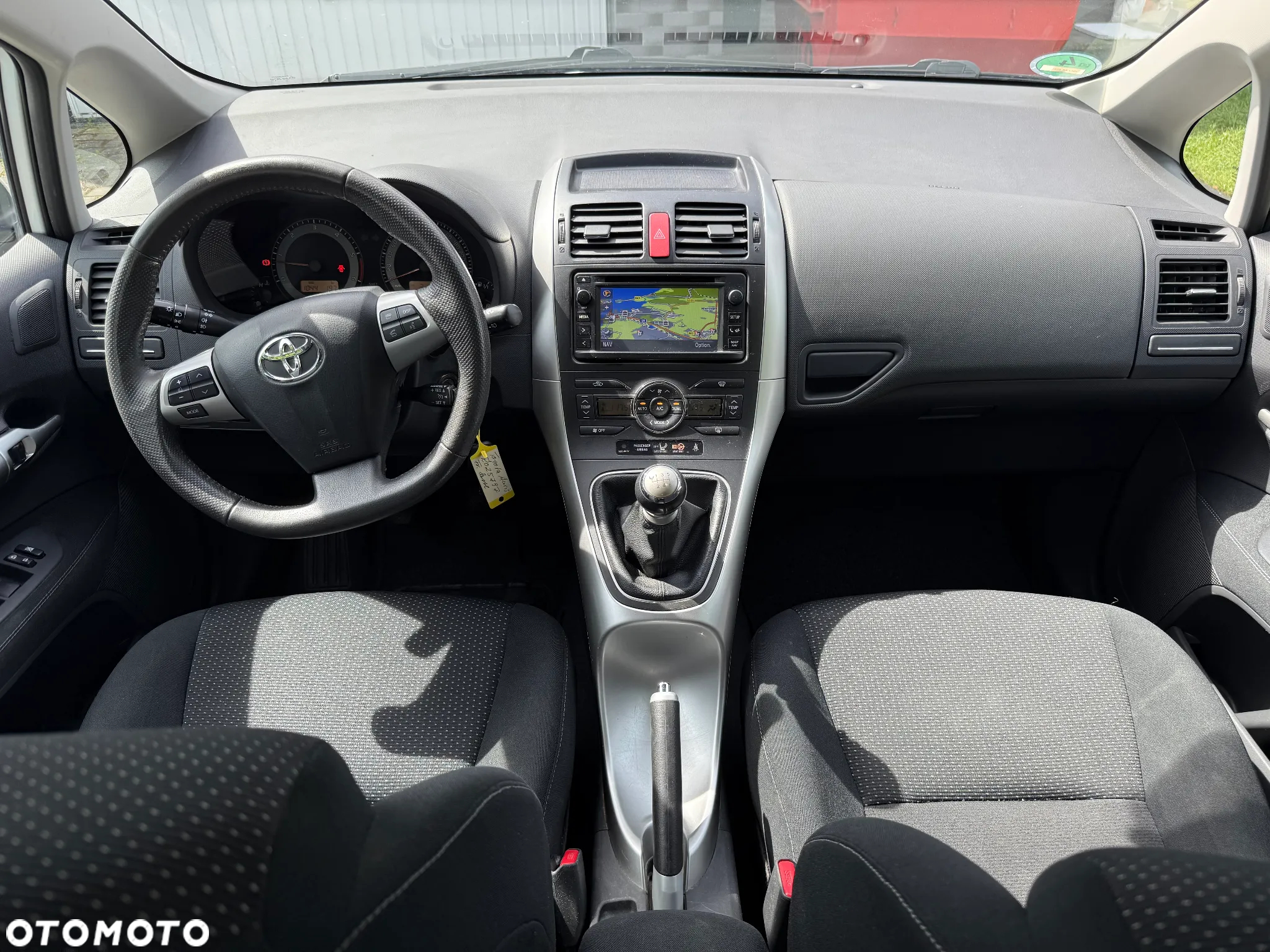 Toyota Auris 2.0 D-4D Executive - 23