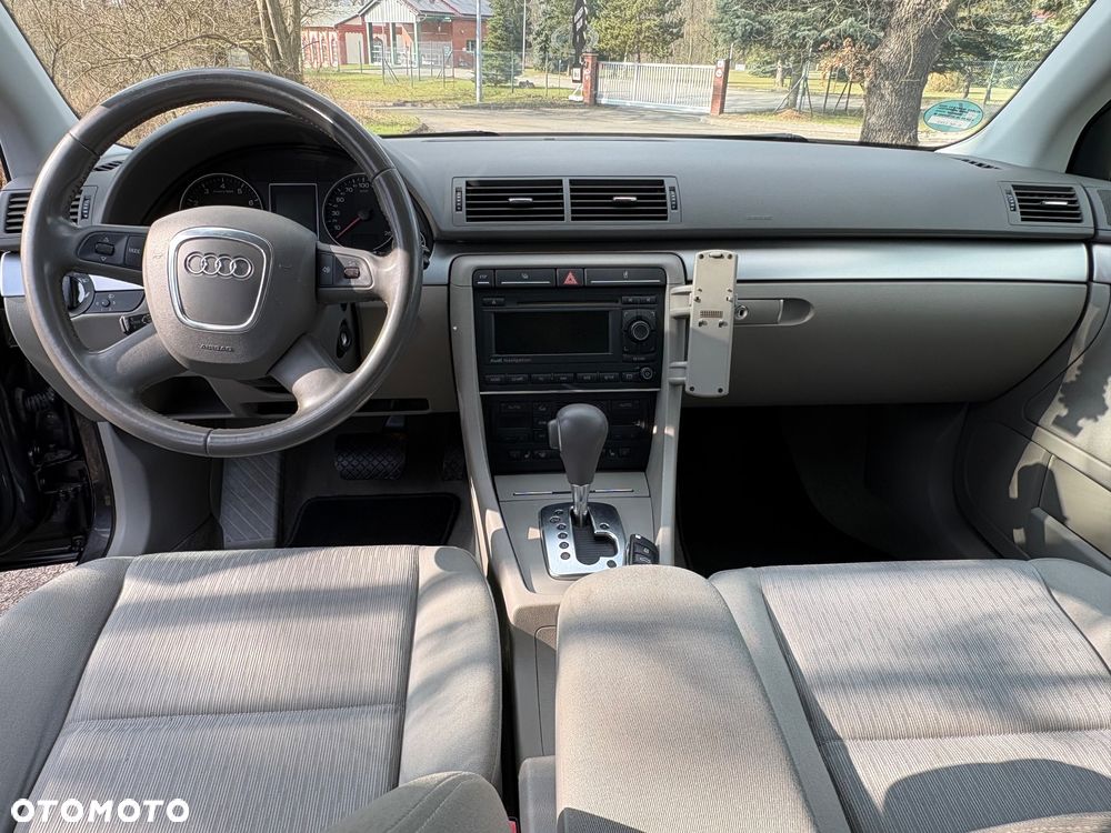 Audi A4 Avant 1.8T Multitronic - 24