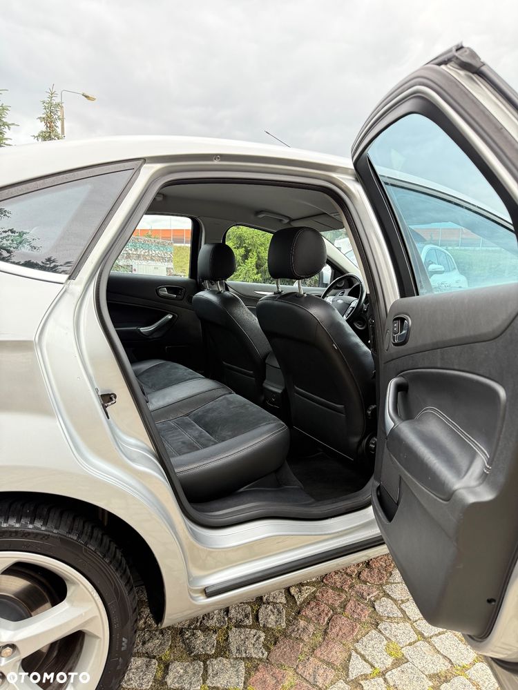 Ford Mondeo 2.0 Titanium - 17