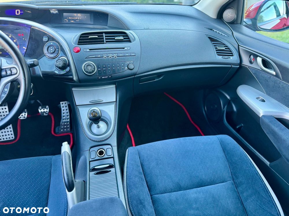 Honda Civic 1.8 Sport - 18