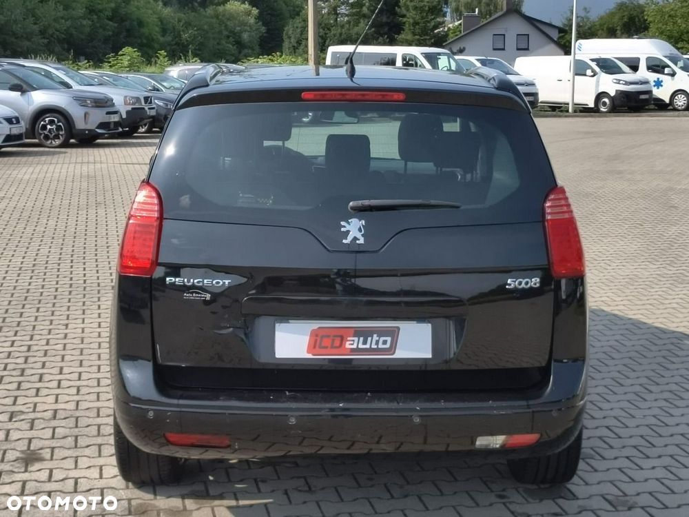 Peugeot 5008 - 6