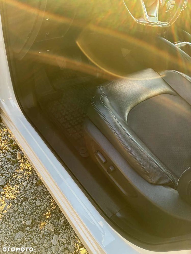 Nissan Qashqai 1.2 DIG-T TEKNA+ - 6