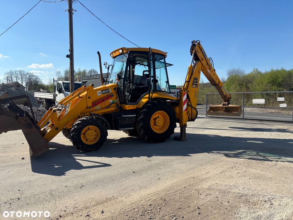 JCB 3CX - 9