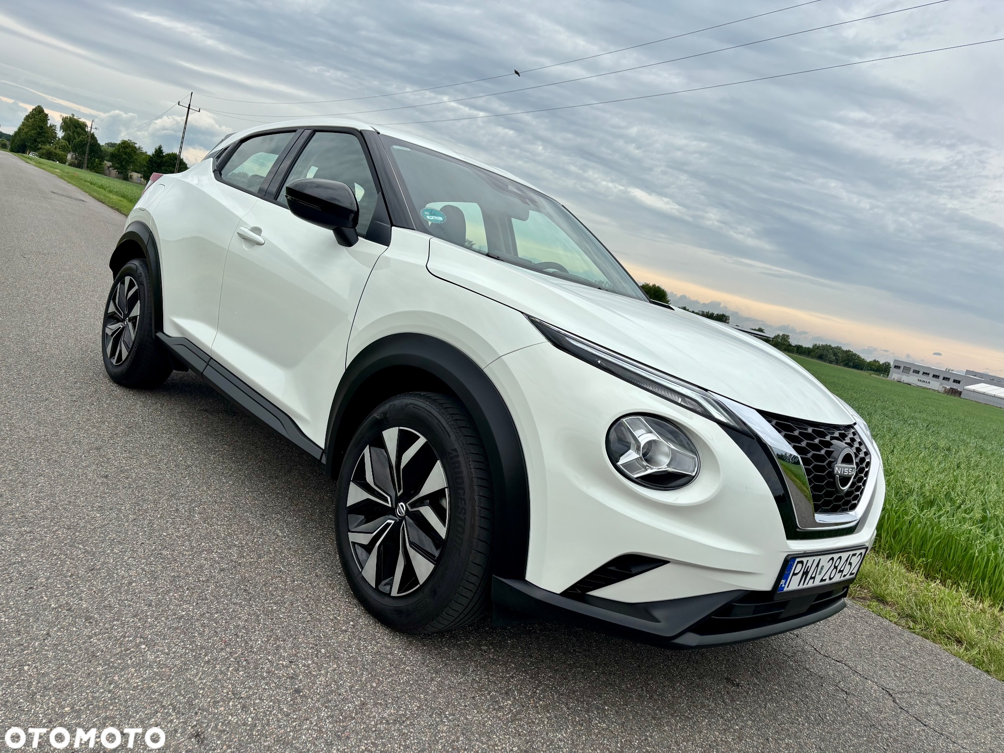 Nissan Juke 1.0 DIG-T Tekna - 2