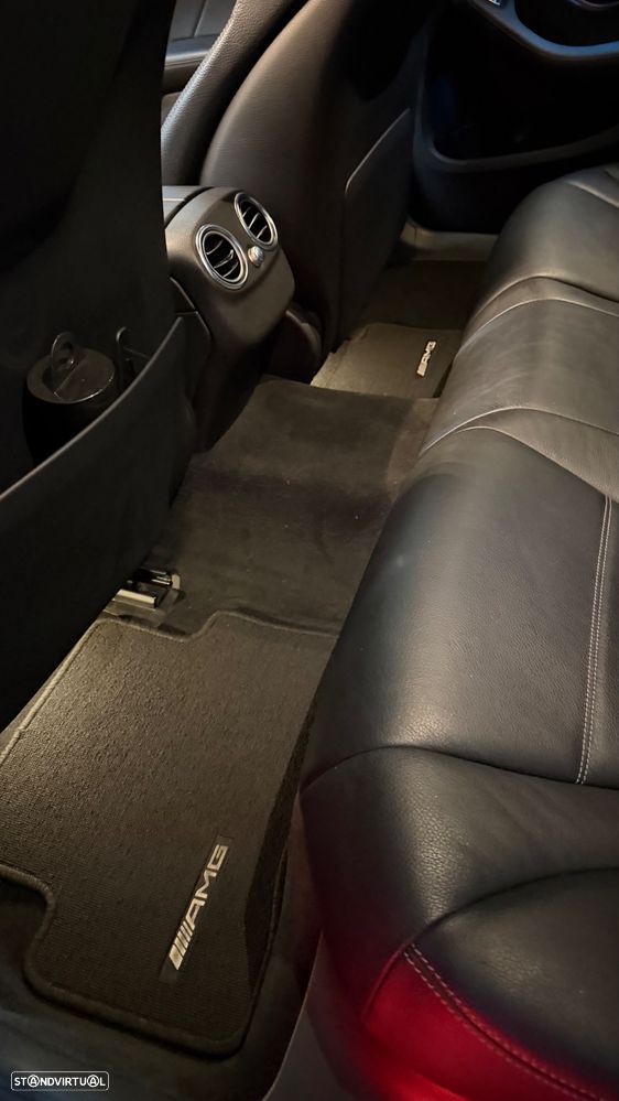 Mercedes-Benz C 300 h AMG Line - 17