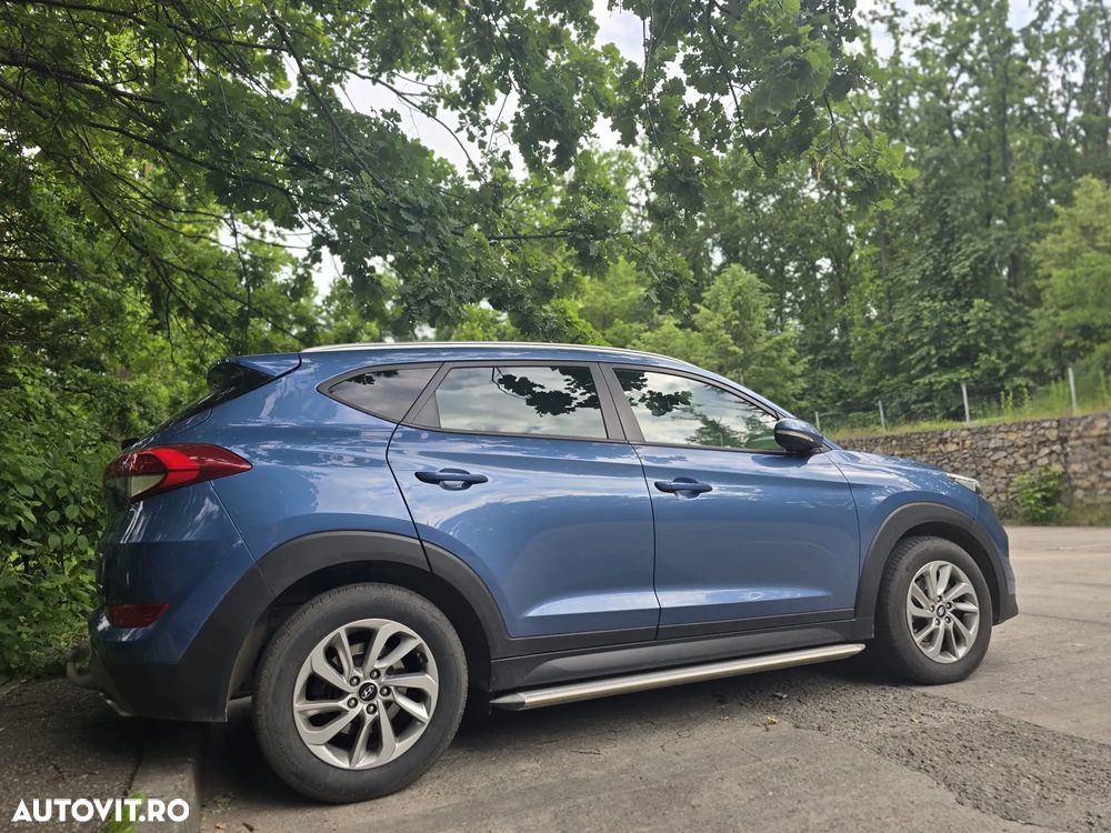 Hyundai Tucson 2.0 CRDI 4WD Automatik Style - 19