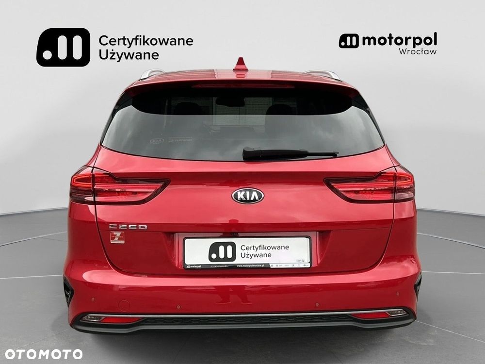 Kia Ceed 1.4 T-GDI L Business Line - 11