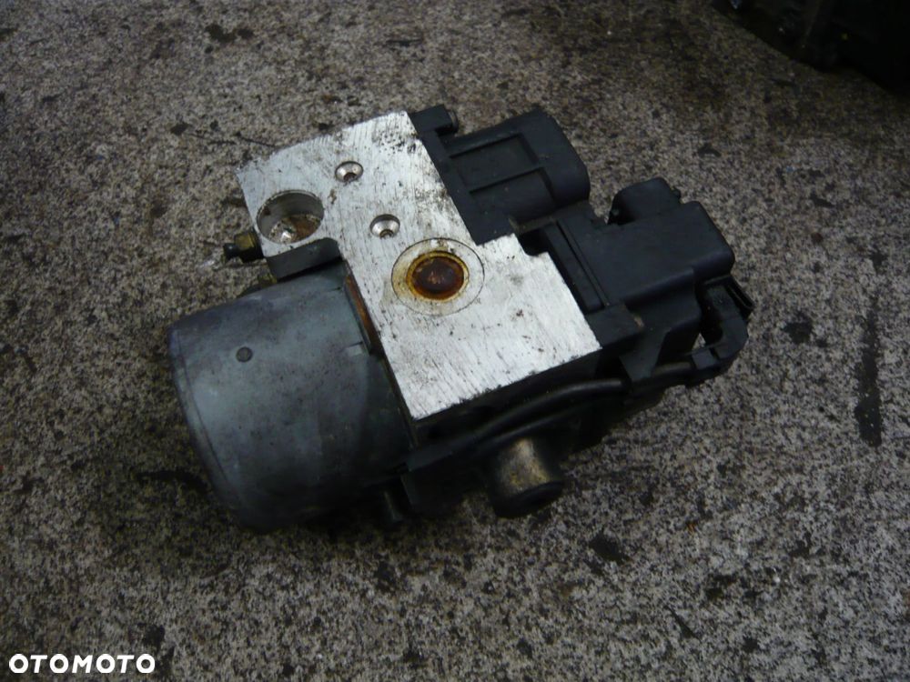 pompa hamulcowa abs 0273004205 opel omega