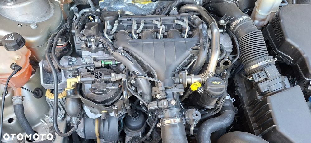 Citroën C5 2.0 HDi Attraction - 18