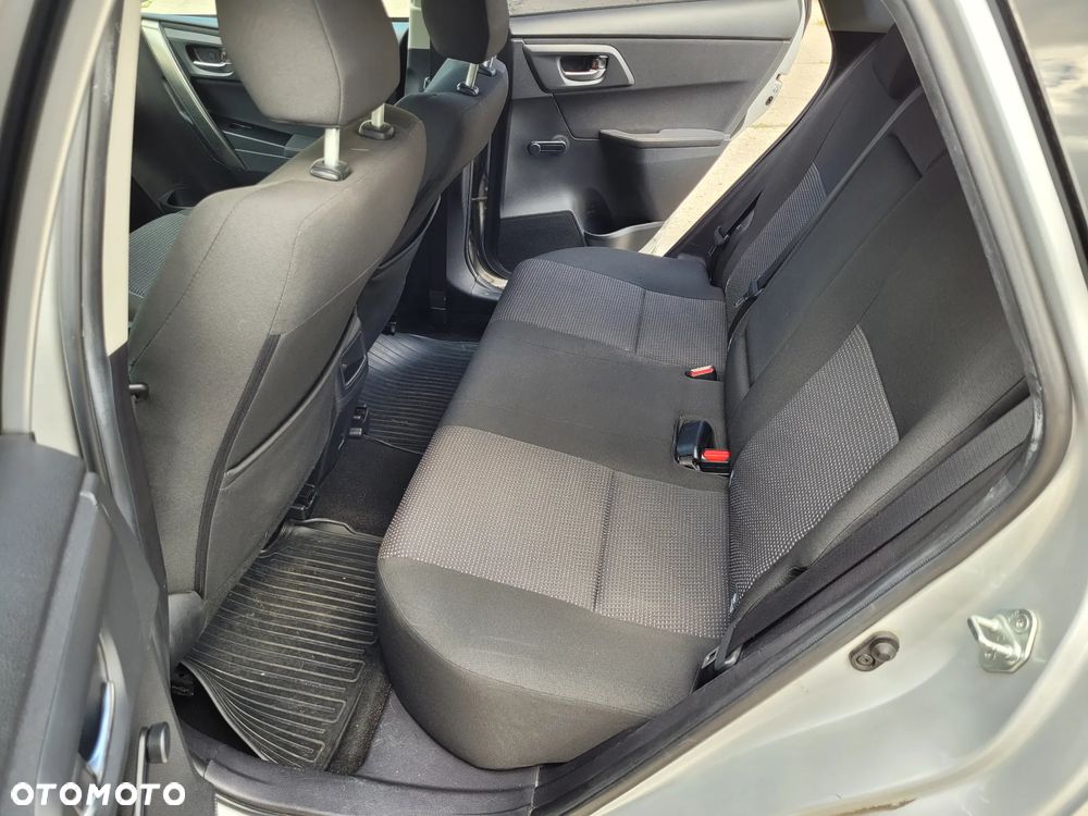 Toyota Auris 1.6 Premium - 15