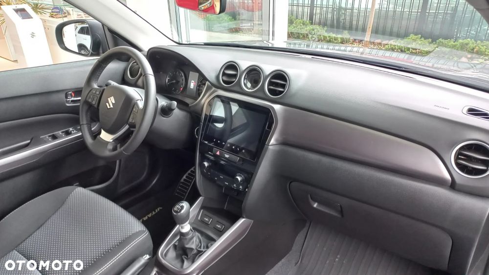 Suzuki Vitara 1.4 Boosterjet mHEV Premium Plus 2WD - 28