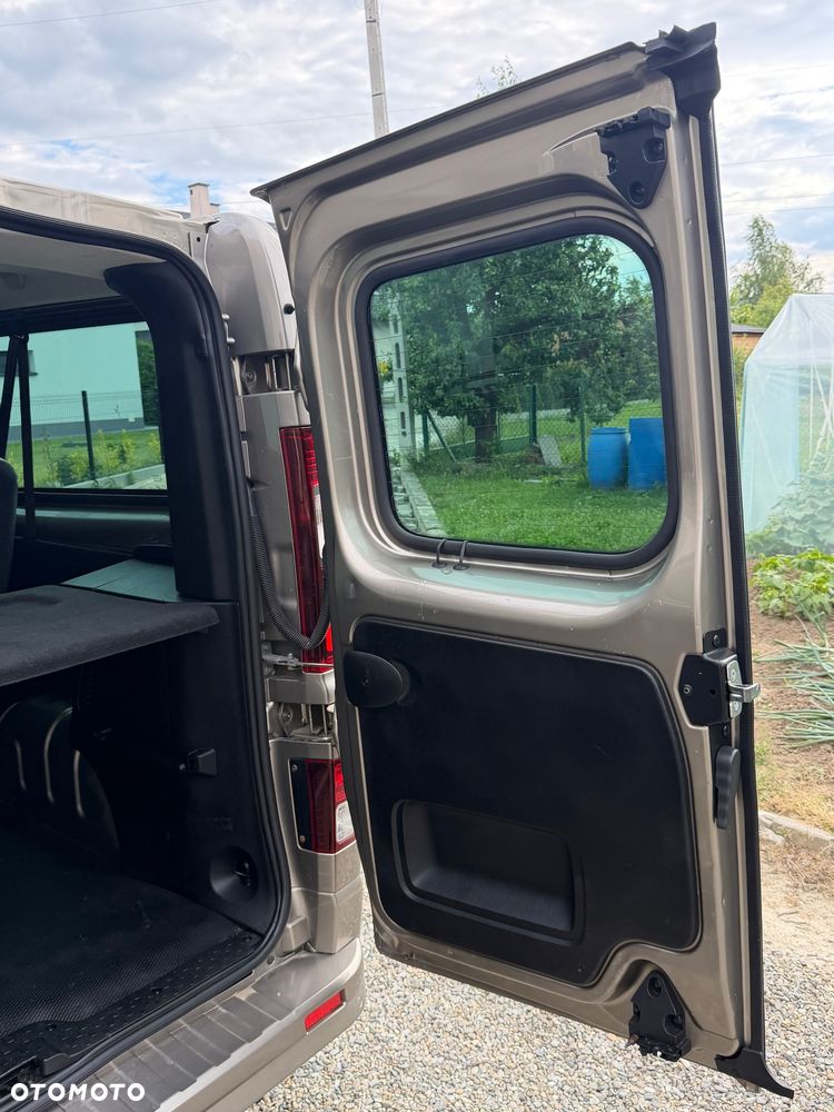 Opel Vivaro - 22