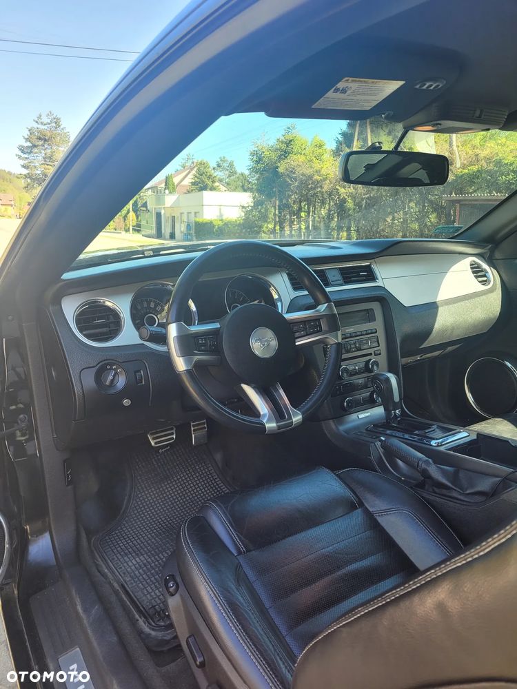 Ford Mustang 3.7 V6 Premium - 10