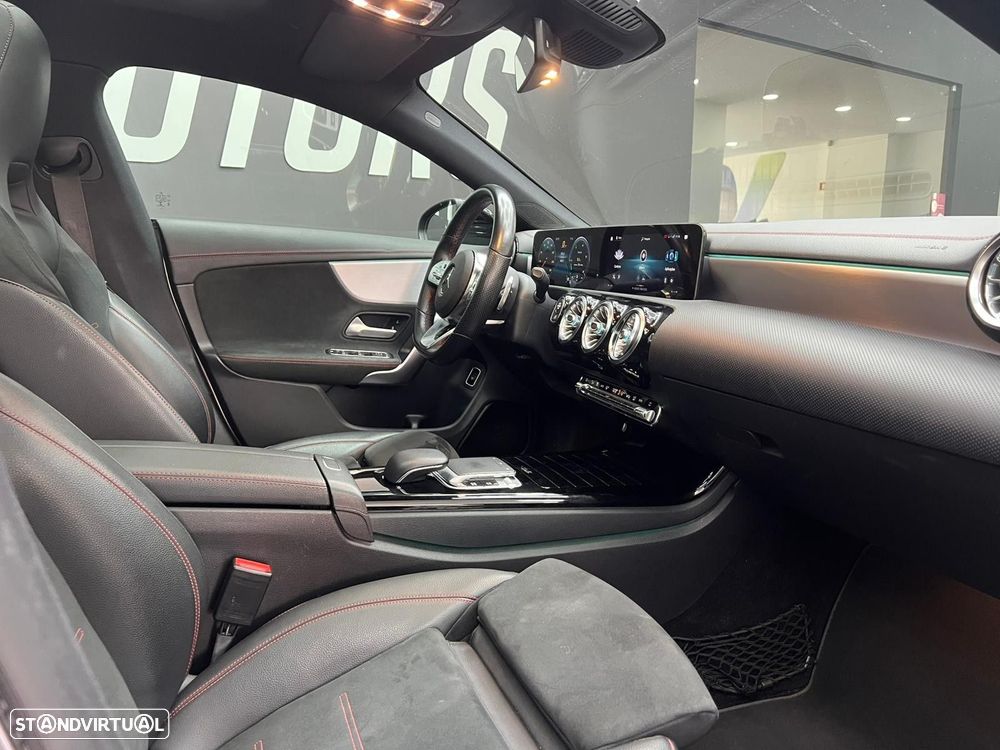 Mercedes-Benz A 180 Limousine d AMG Line Aut. - 39
