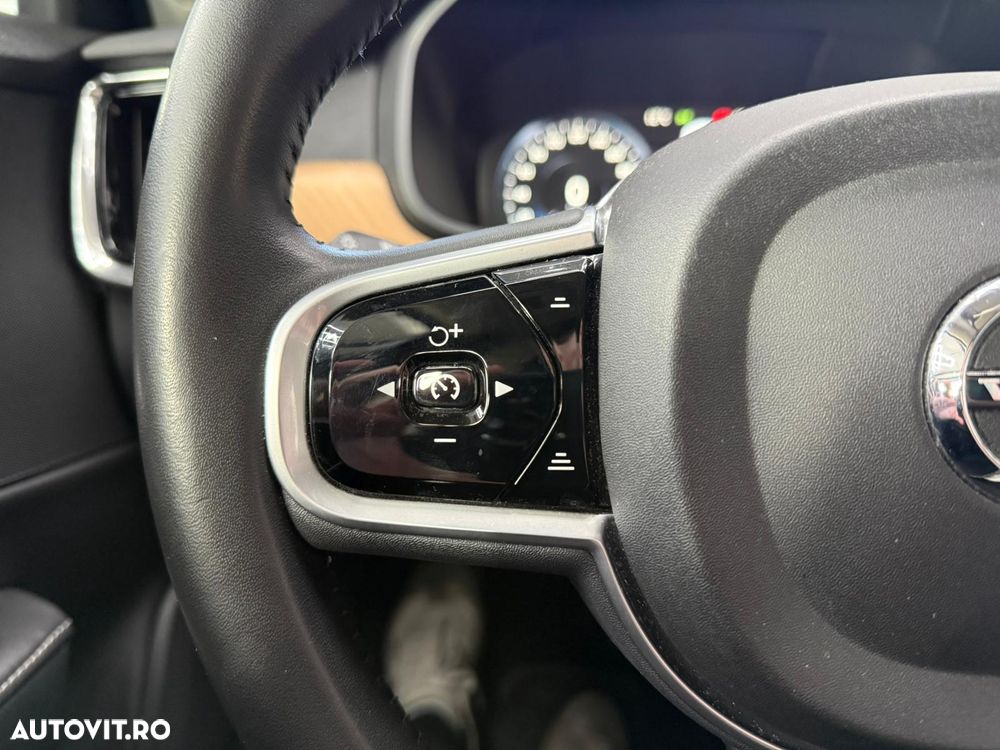 Volvo S90 T4 Geartronic Inscription - 23