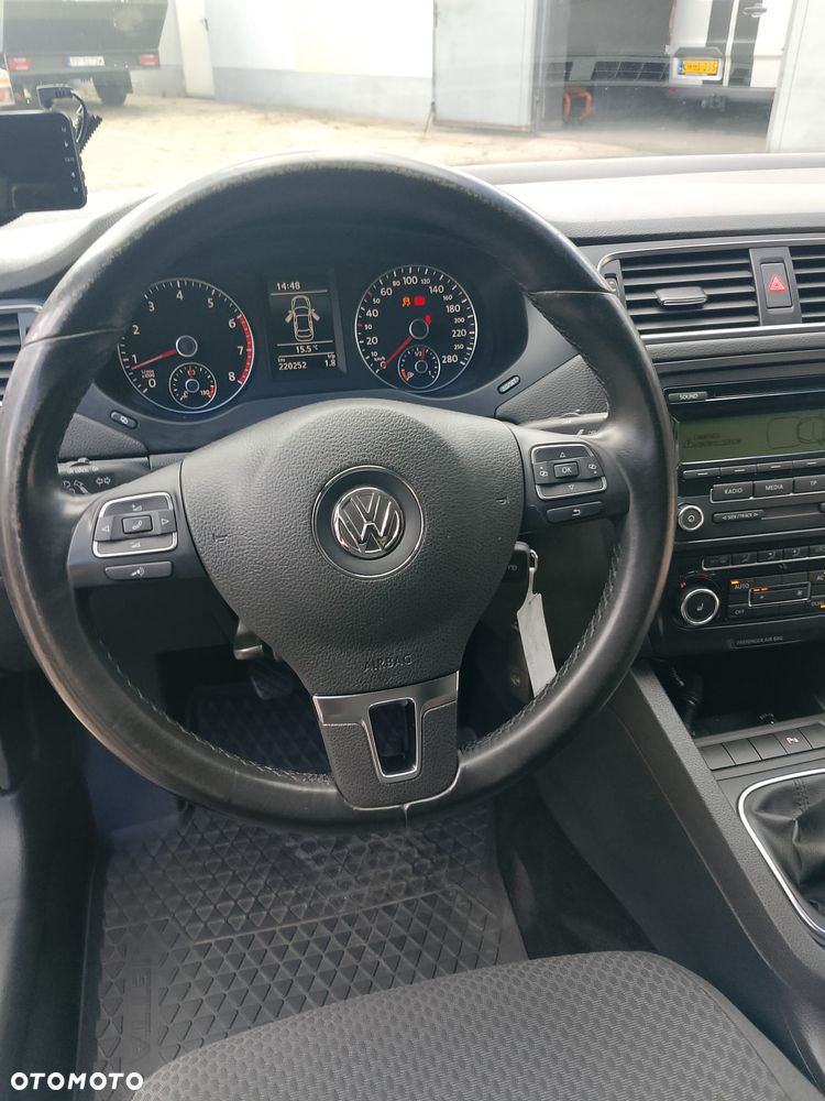 Volkswagen Jetta 1.2 TSI Comfortline Perfectline - 16