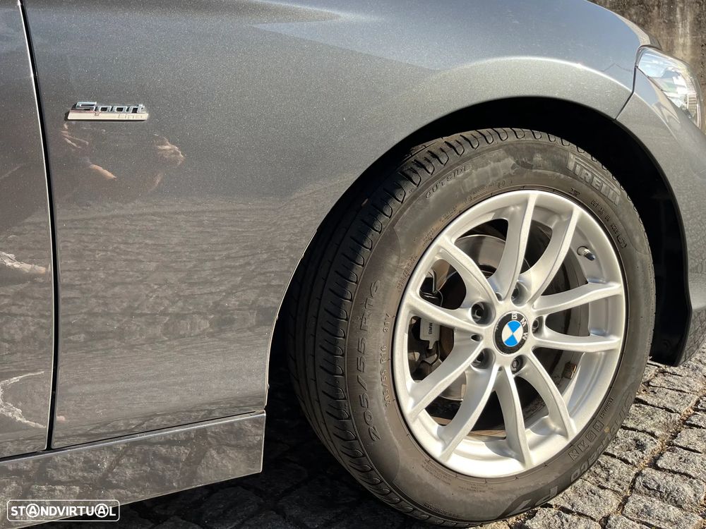 BMW 116 d EDynamics Line Sport - 8