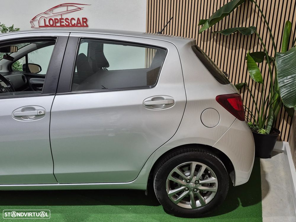 Toyota Yaris 1.4 D-4D Comfort+P.Style - 3