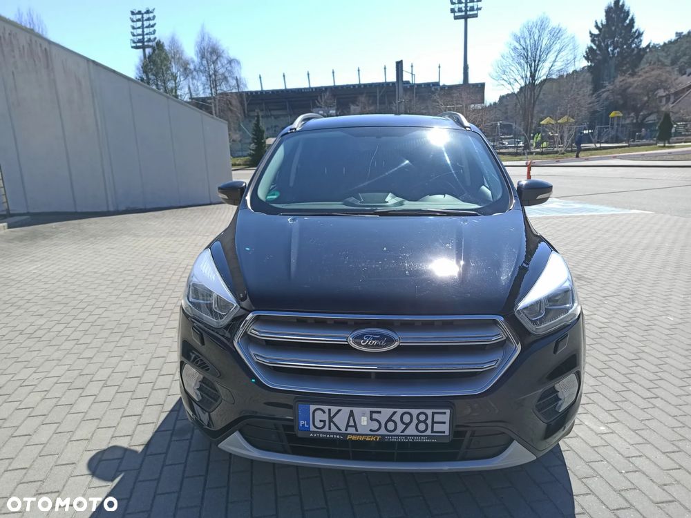 Ford Kuga - 2