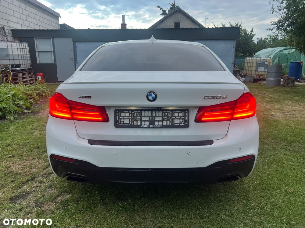 BMW Seria 5 530d xDrive M Sport sport - 6