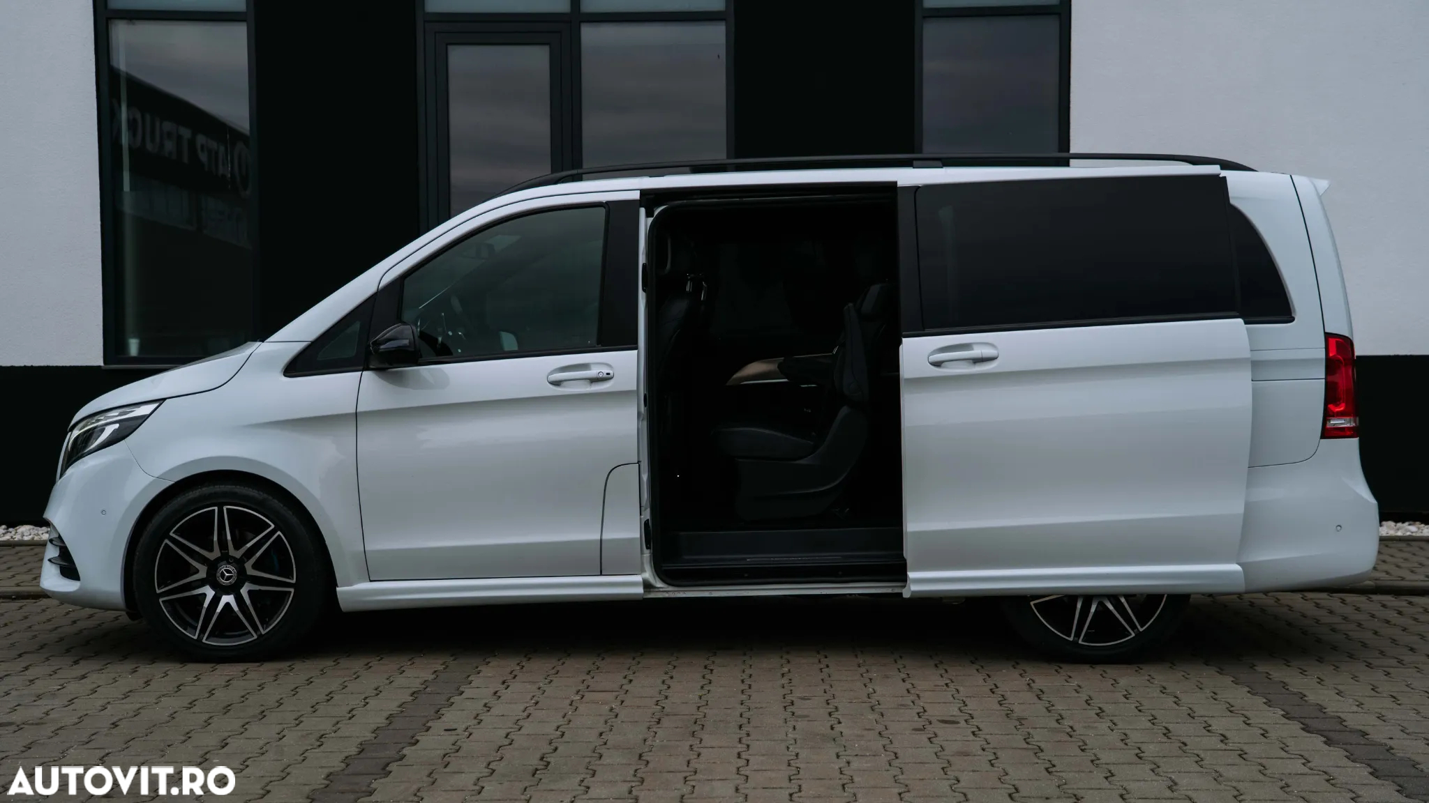 Mercedes-Benz V 250 d lang 7G-TRONIC Avantgarde Night Edition - 5