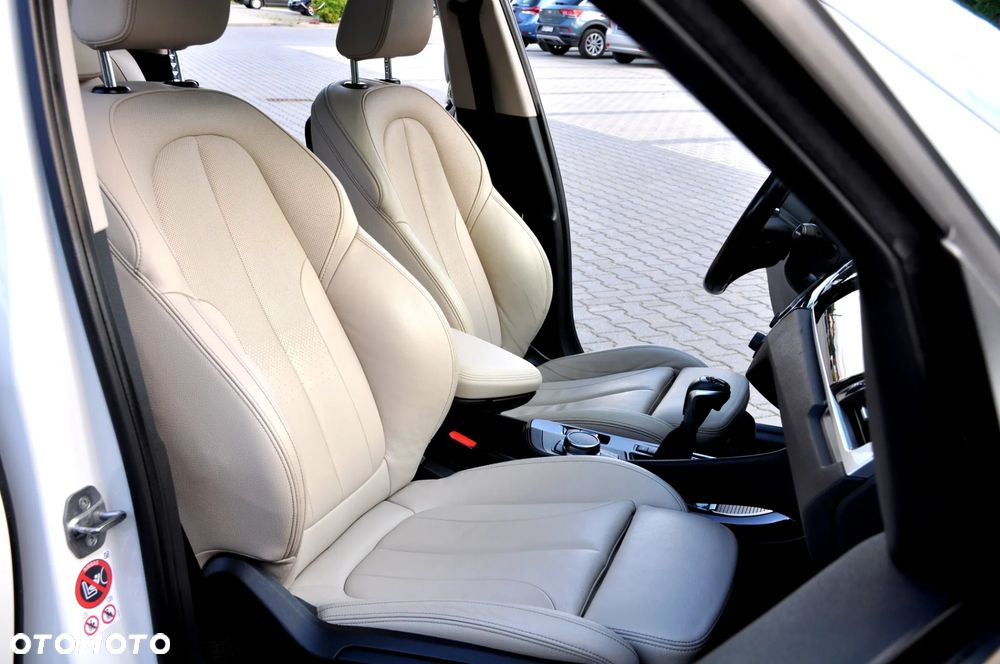 BMW X1 xDrive20d xLine - 35