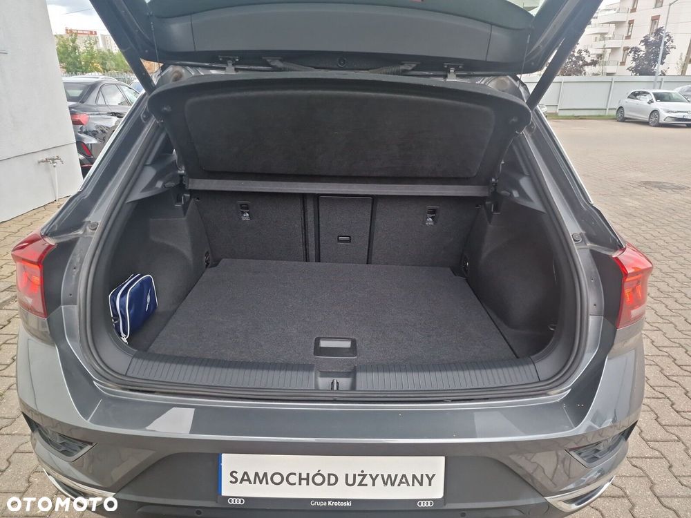 Volkswagen T-Roc - 18