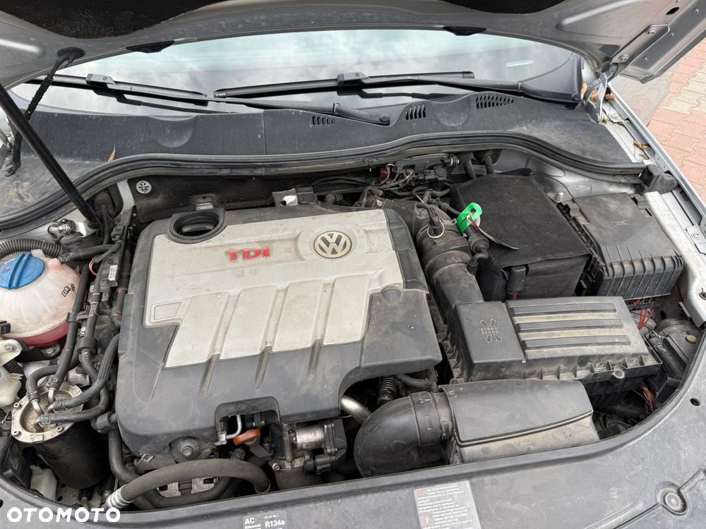 Volkswagen Passat 2.0 TDI Comfortline - 20